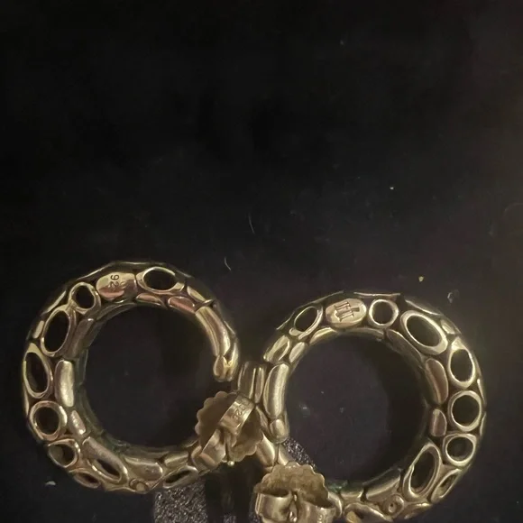 *Authentic RARE John Hardy Sterling Kali Pebble Hoop Horn Earrings! - Picture 5 of 6